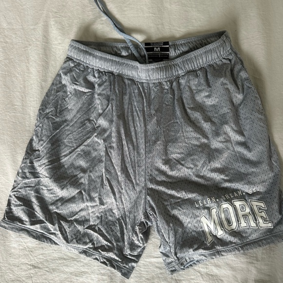 Alphalete Men’s Shorts - Picture 1 of 2